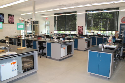 MCC Science Center Microbiology Lab.